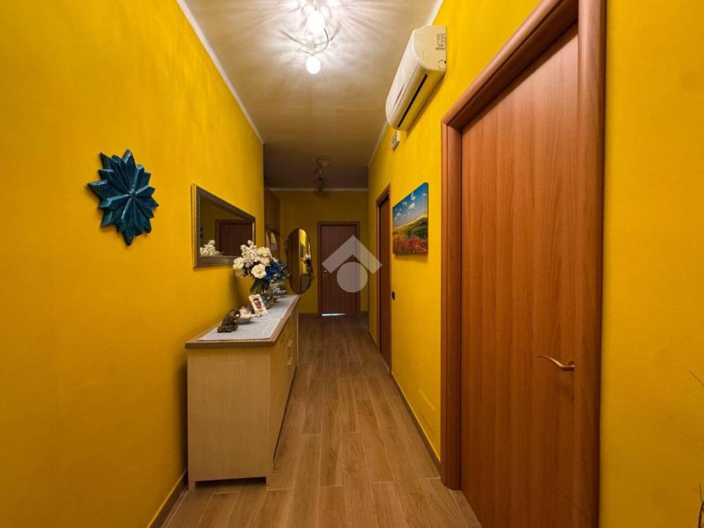 Appartamento a Vercelli in Via Grivola, 29 - Foto 2