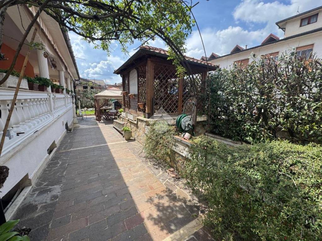 Villa a Avezzano in Via Dei Paracadutisti, 66 - Foto 3