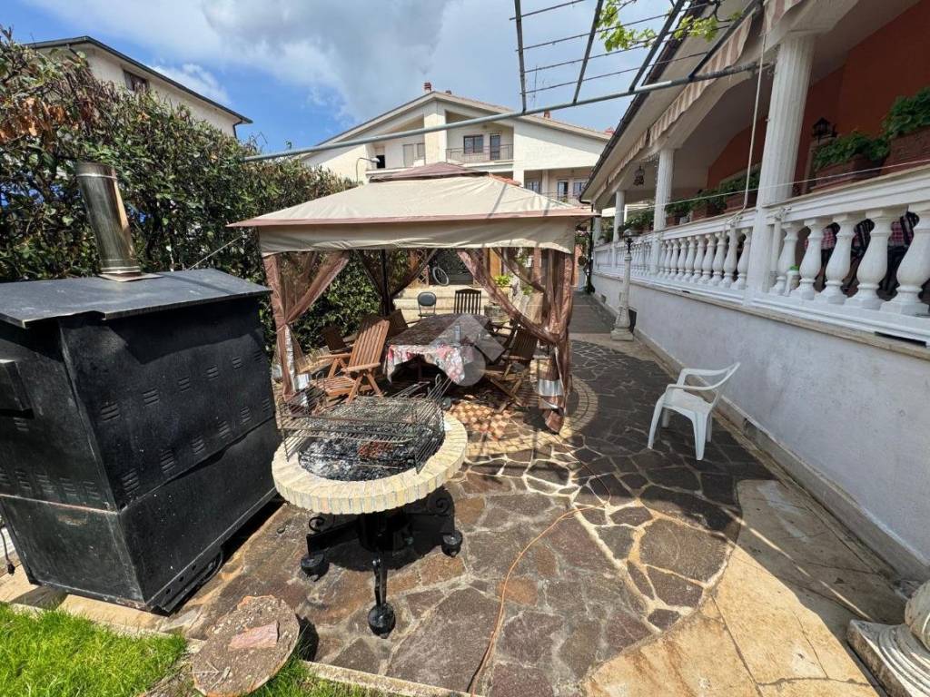 Villa a Avezzano in Via Dei Paracadutisti, 66 - Foto 4