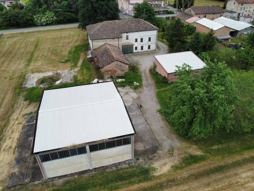Casa indipendente a Cadelbosco di sopra in Via Giuseppe Mazzini, 30 - Foto 3