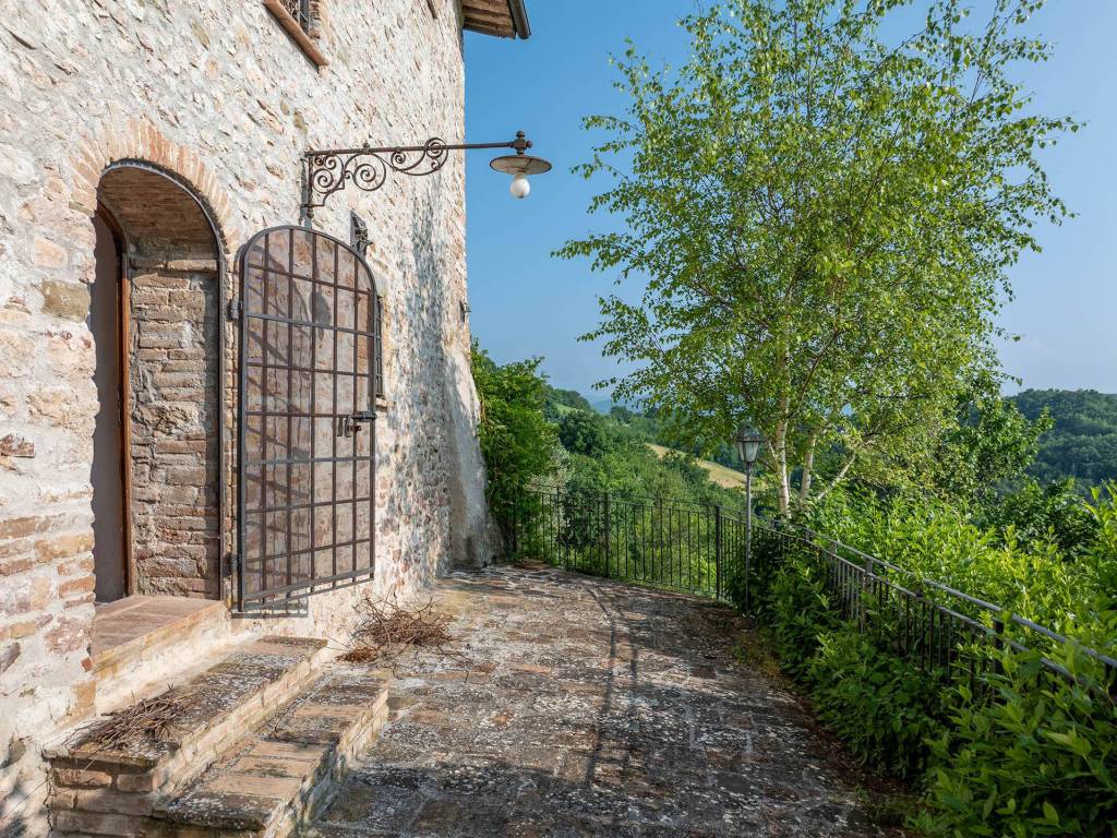 Rustico / casale a Valtopina in Via Roma - Foto 4