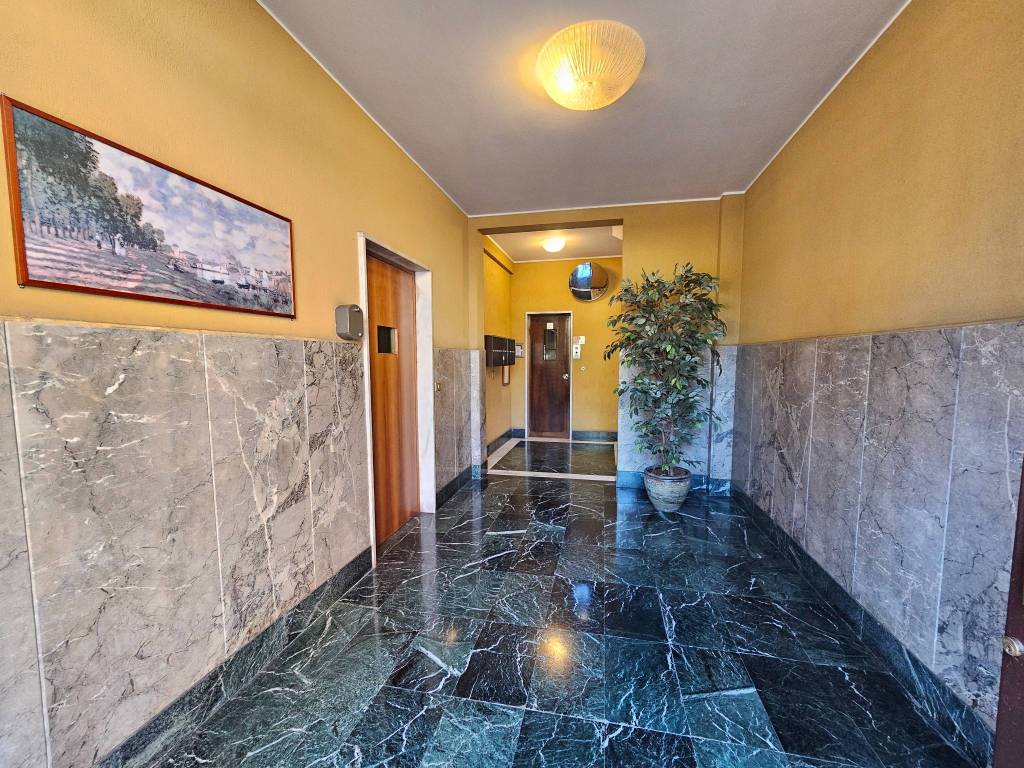 Appartamento a Varese in Via Virgilio, 29 - Foto 4