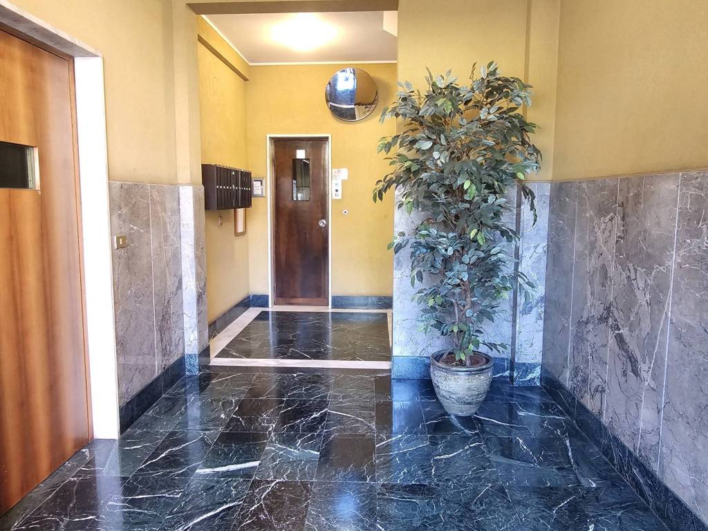 Appartamento a Varese in Via Virgilio, 29 - Foto 5