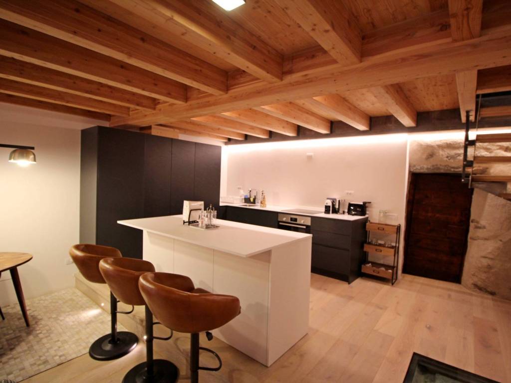 Appartamento a Antey-saint-andrè in Frazione Bourg - Foto 2