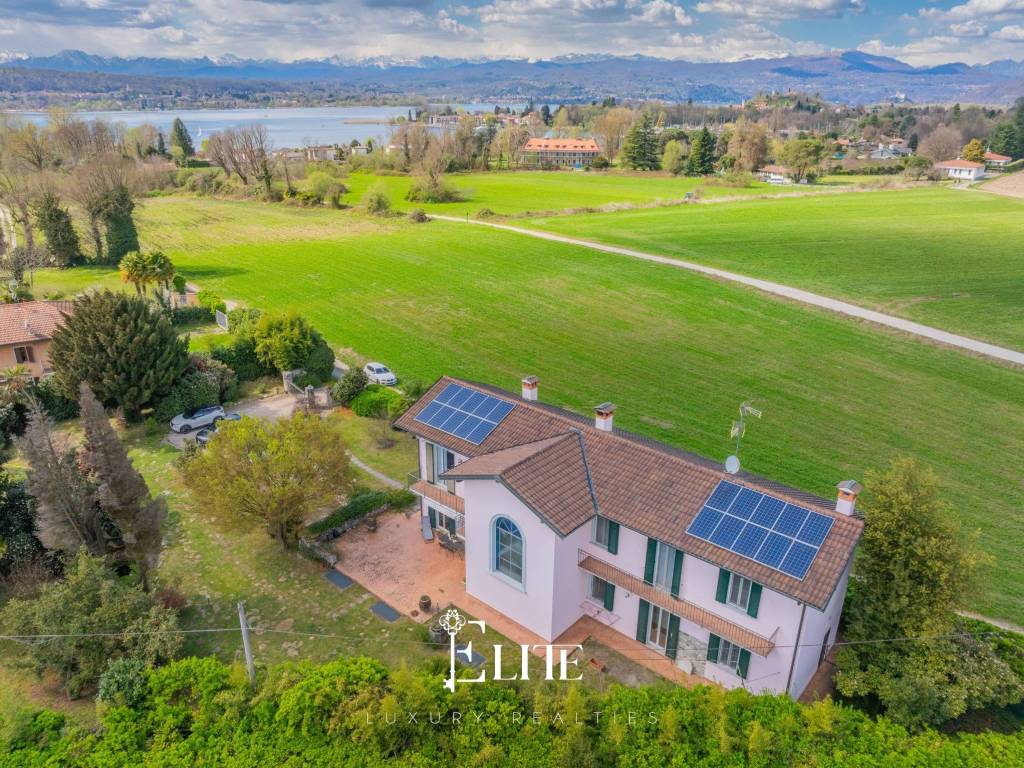 Villa a Sesto calende in Via Idroscalo, 13 - Foto 4