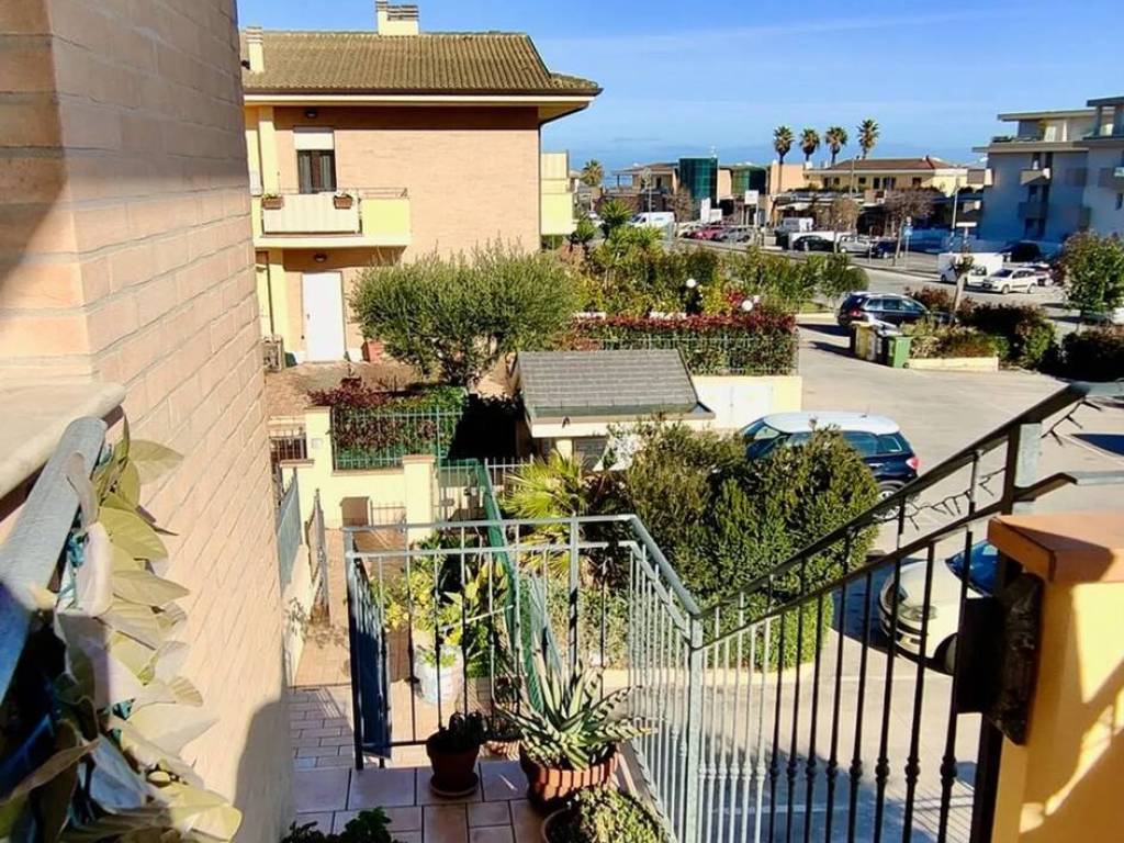 Appartamento a Altidona in Via Aprutina, 93 - Foto 4