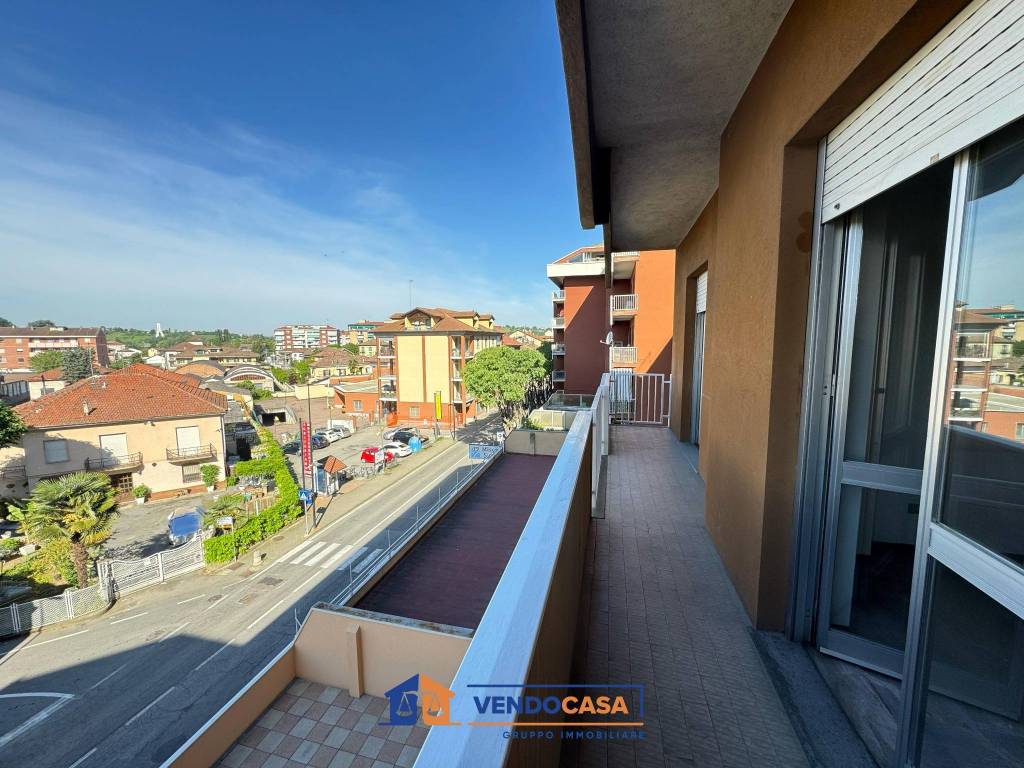 Appartamento a Nizza monferrato in Corso Acqui, 39 - Foto 2