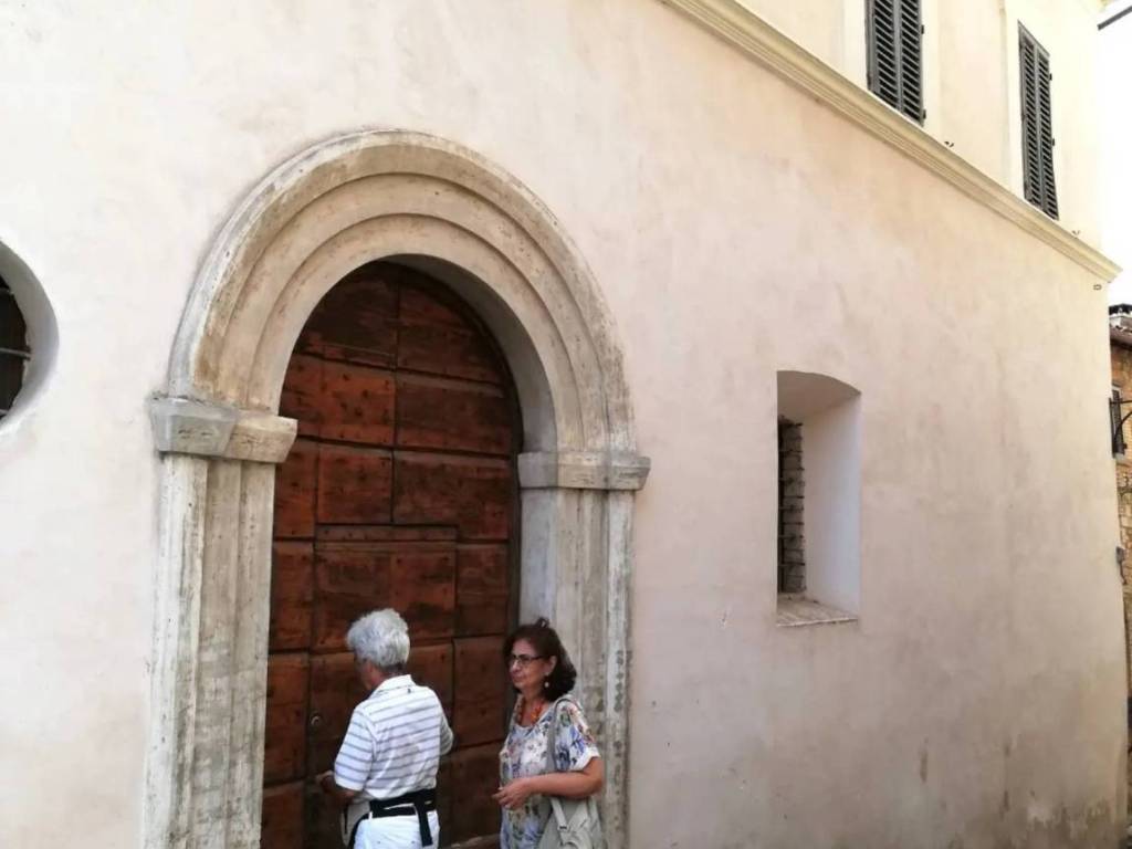 Appartamento a Spello in Via Torri di Properzio - Foto 3