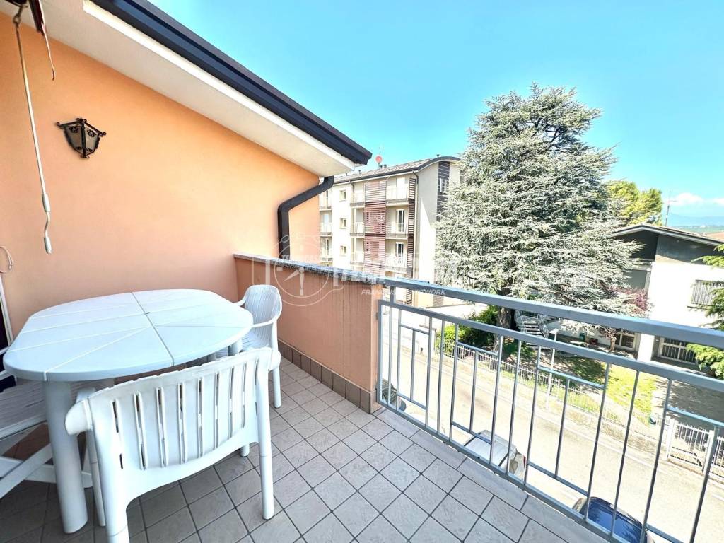 Appartamento a Peschiera del garda in Via San Martino - Foto 2
