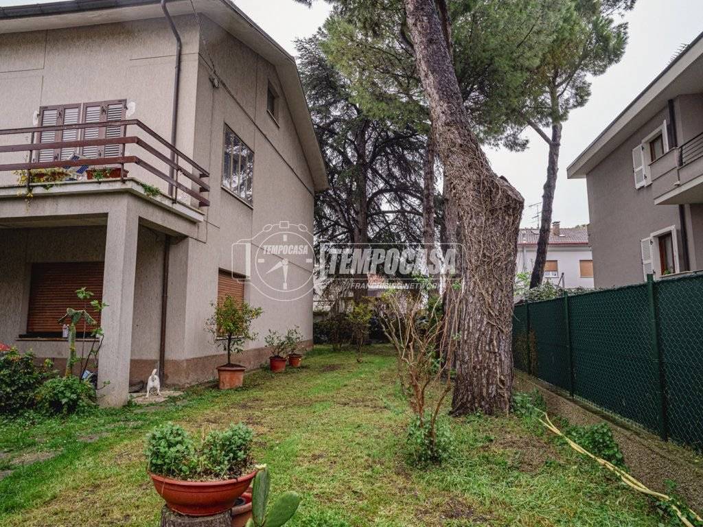 Villa a Fano in Via Sabotino - Foto 2