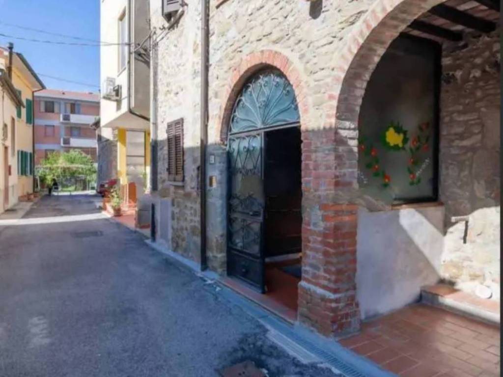 Casa indipendente a Cortona in Piazza Giuseppe Garibaldi - Foto 5