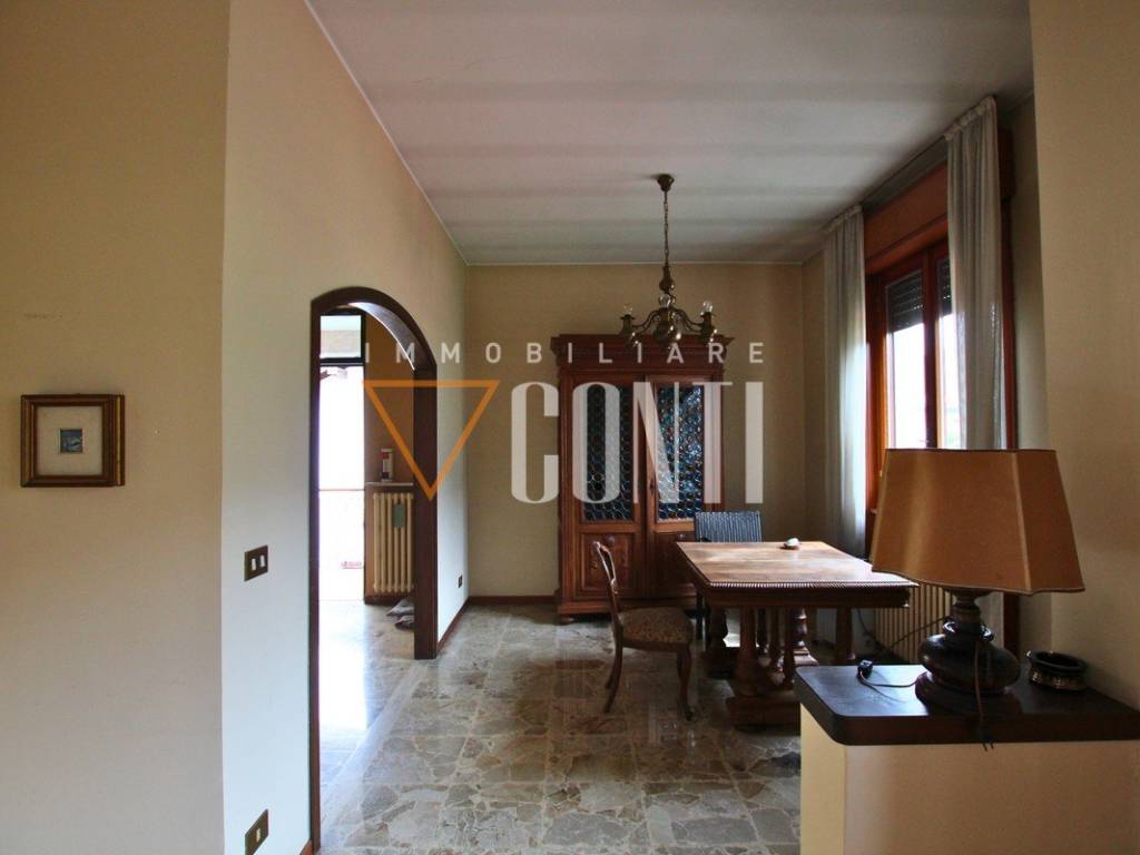 Appartamento a Porto ceresio in Via delle Ortensie - Foto 5