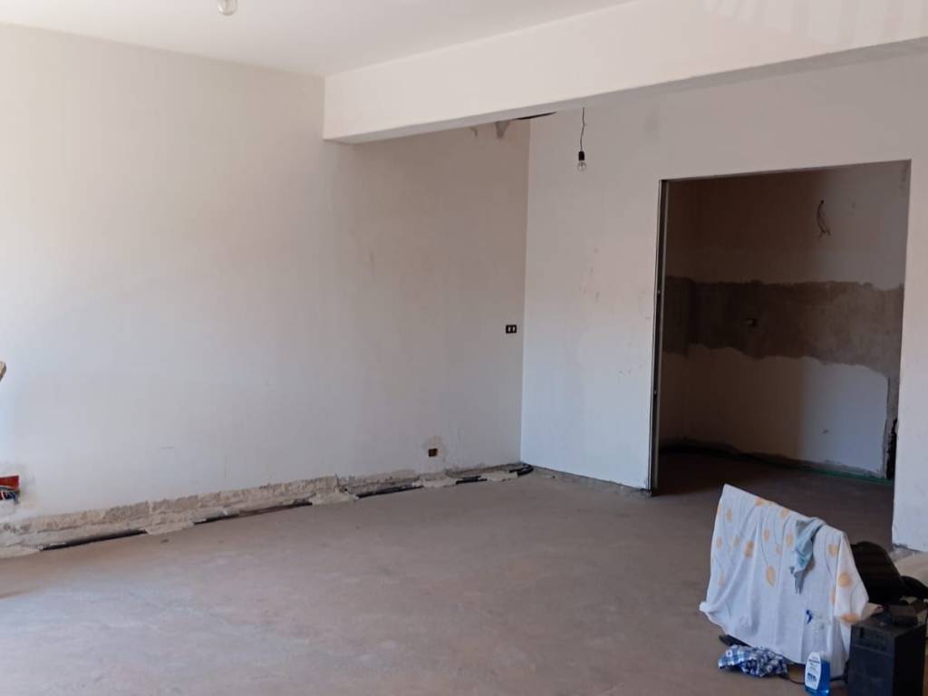 Villetta a schiera a Aprilia in Via Carlo Bertolazzi - Foto 5