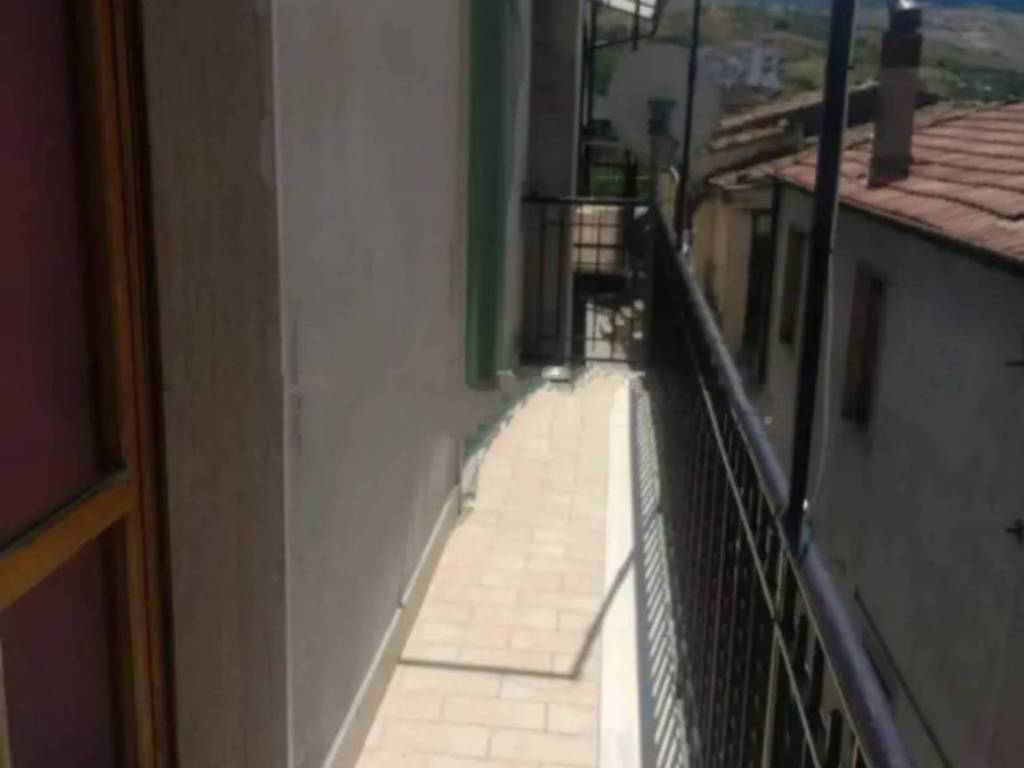 Appartamento a Laurenzana in Via Roma - Foto 4