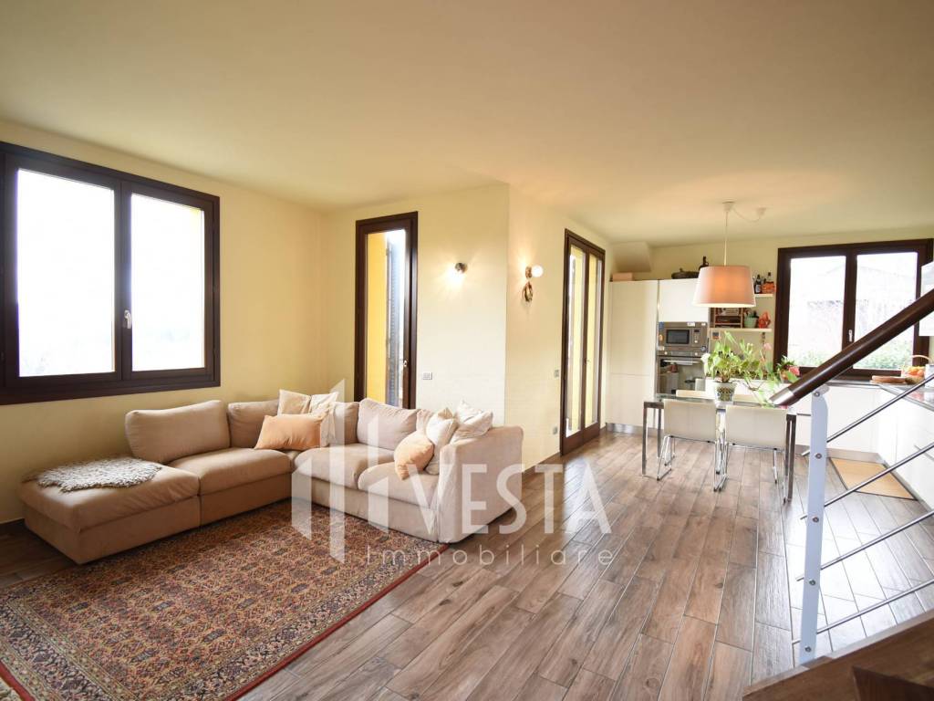 Appartamento a Sirtori in Via Arnigò - Foto 2