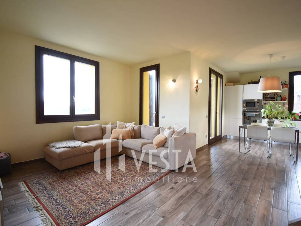 Appartamento a Sirtori in Via Arnigò - Foto 3