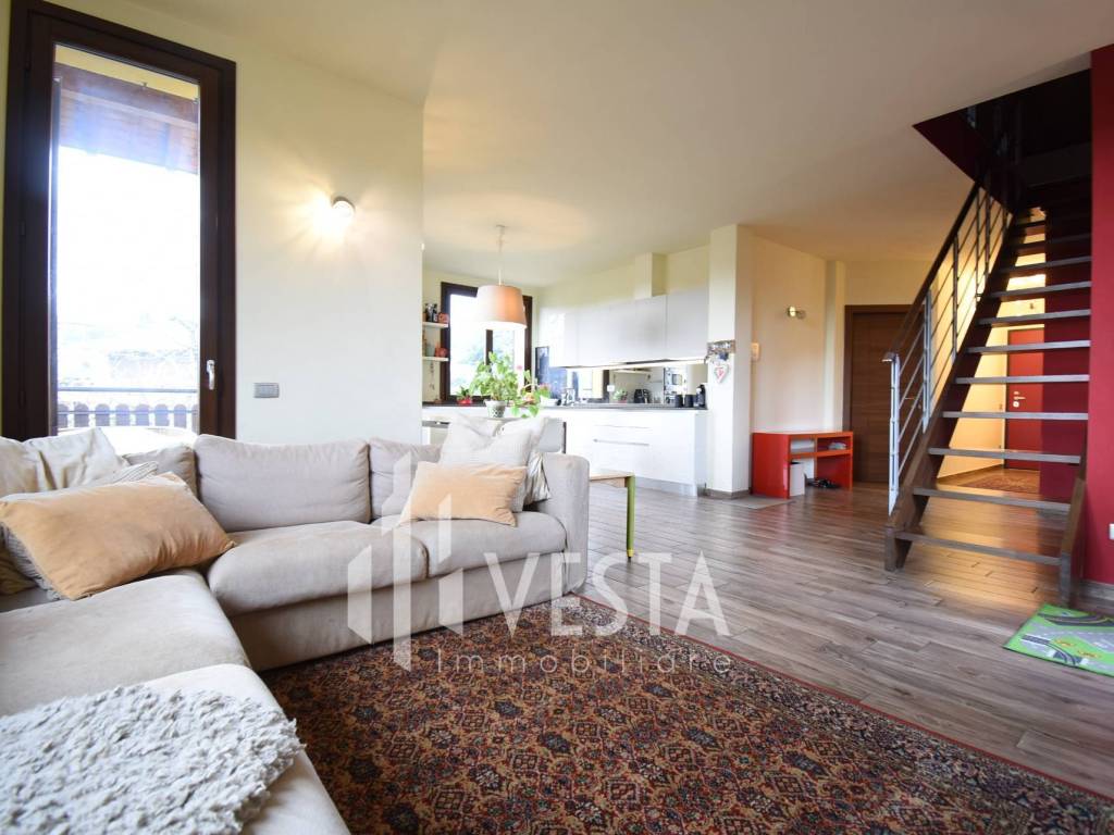 Appartamento a Sirtori in Via Arnigò - Foto 4