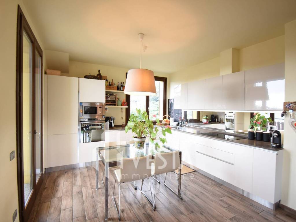 Appartamento a Sirtori in Via Arnigò - Foto 5