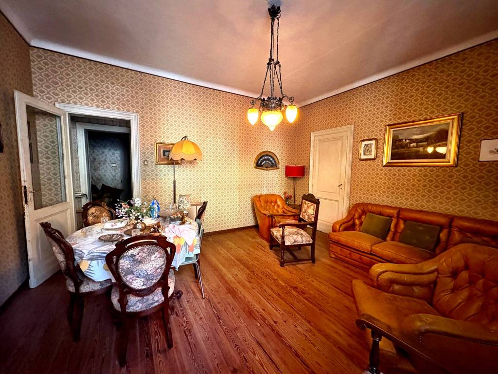 Villa a Verrès in Via Duca d'Aosta - Foto 5