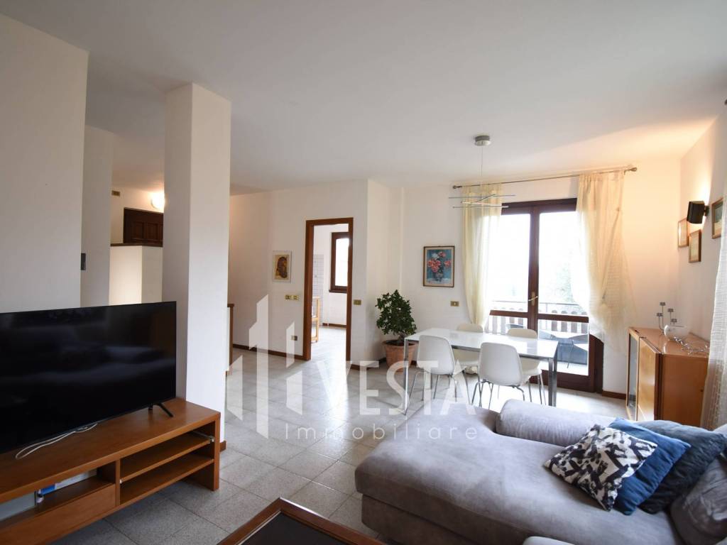 Appartamento a Sirtori in Via Arnigò - Foto 5