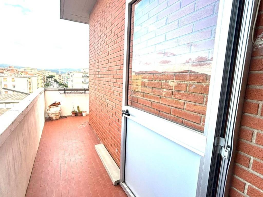 Appartamento a Livorno in Via Giacomo di Castelnuovo - Foto 3