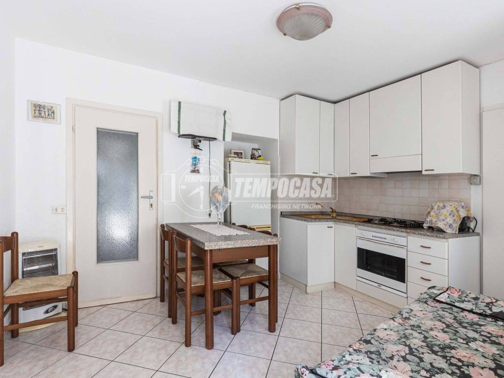 Appartamento a Oggiono in Via 1 Maggio - Foto 4