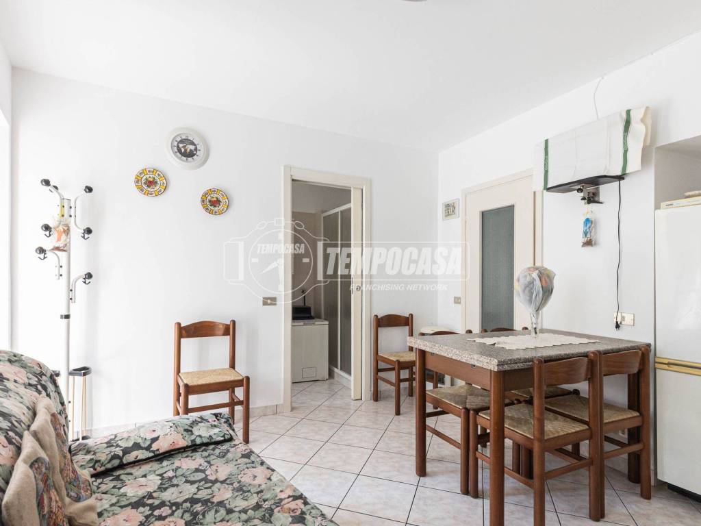 Appartamento a Oggiono in Via 1 Maggio - Foto 5