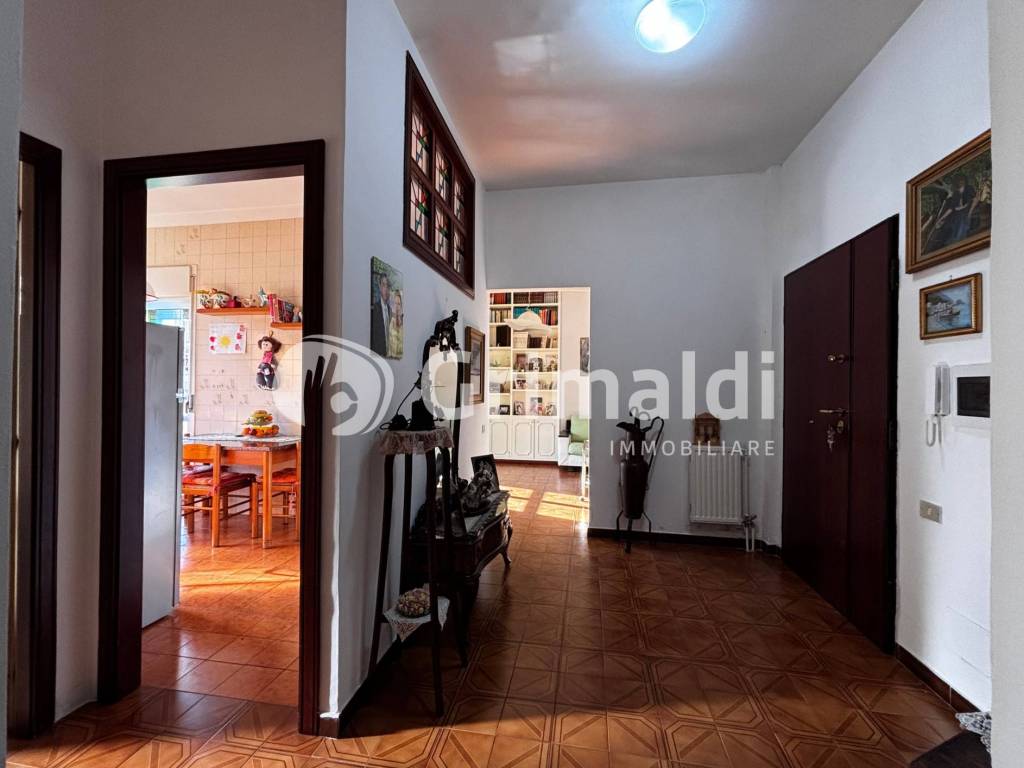 Appartamento a Salerno in Via Raffaele di Palo - Foto 3