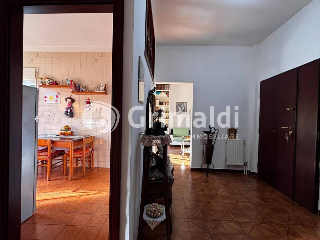 Appartamento a Salerno in Via Raffaele di Palo - Foto 4