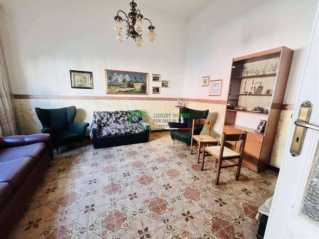 Casa indipendente a Vittoria in Via La Marmora - Foto 2