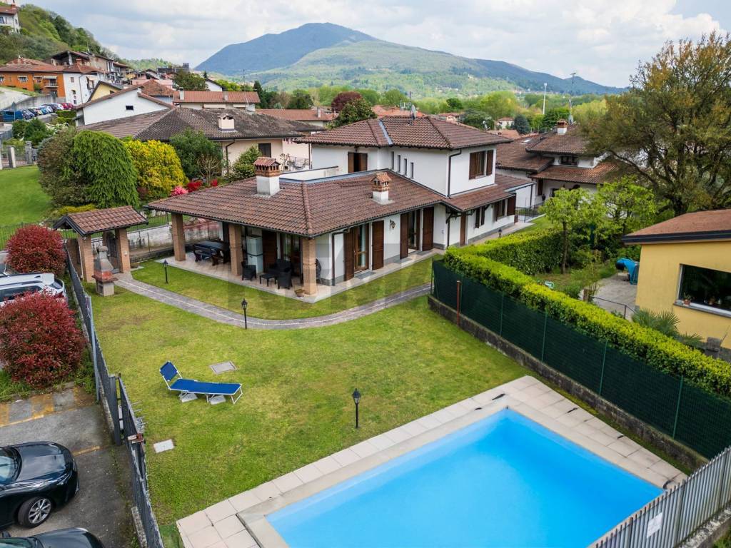 Villa a Caravate in VIA PIAVE, 11 - Foto 3
