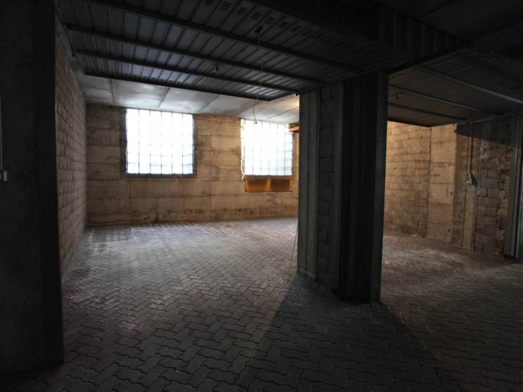 Box / garage a Sondrio in Via Mazzini - Foto 2