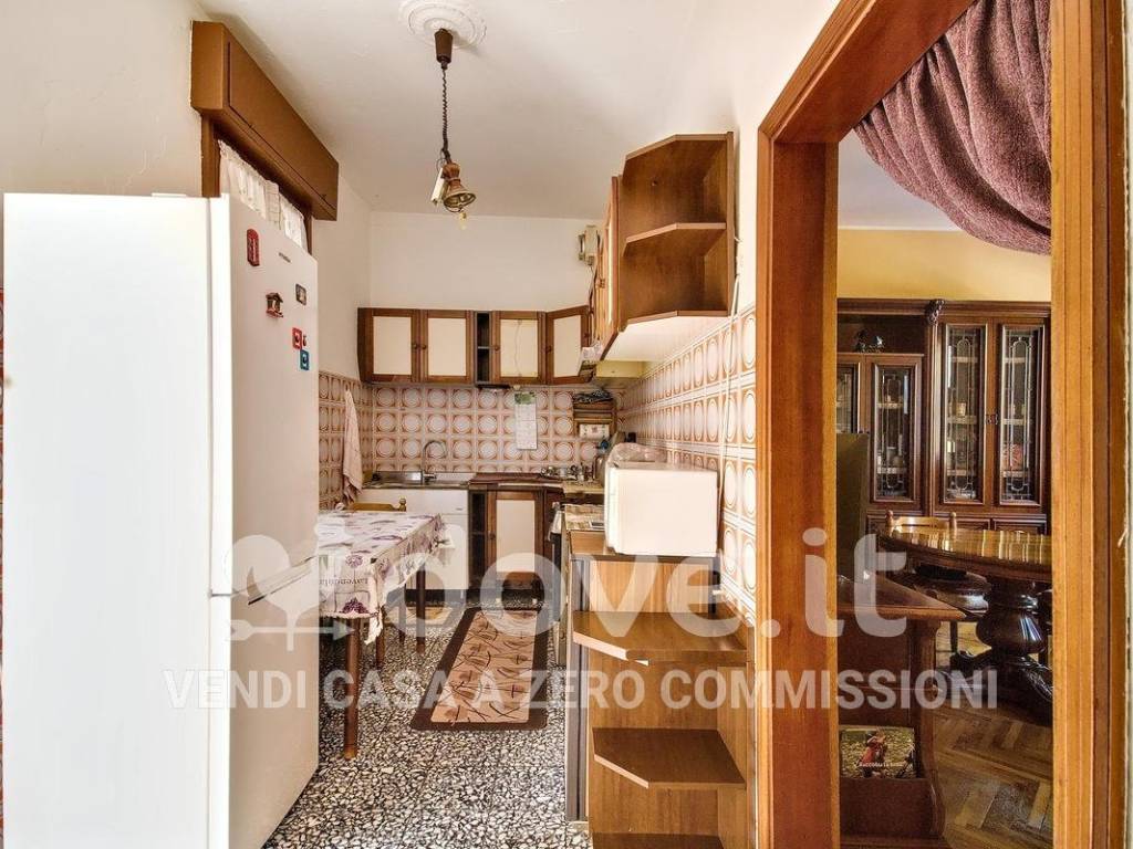 Appartamento a Montegrotto terme in Viale Stazione, 144 - Foto 4