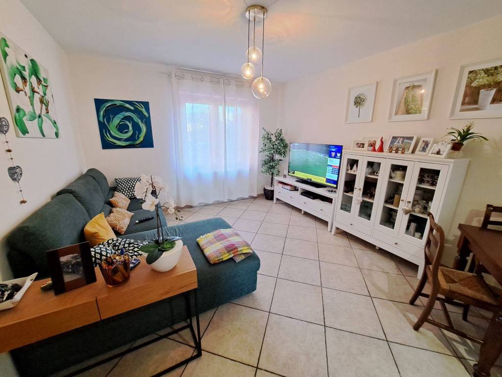 Appartamento a Rosignano marittimo in Via Alfredo Catalani - Foto 2