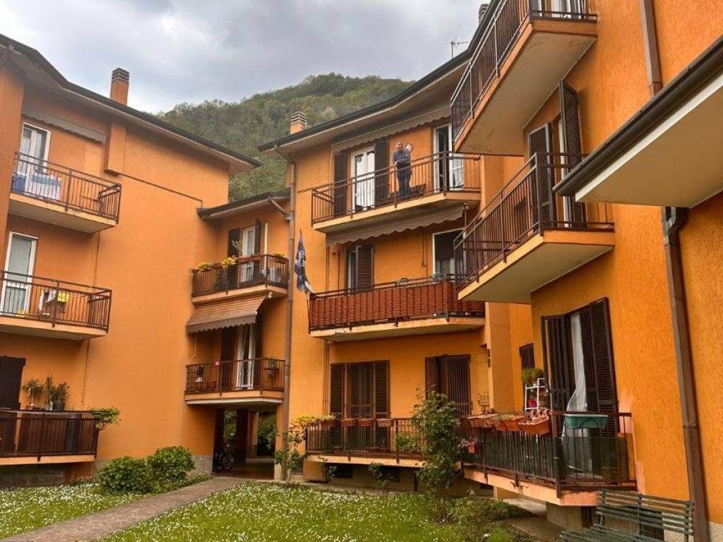 Appartamento a Airuno in Via Postale Vecchia, 36 - Foto 5