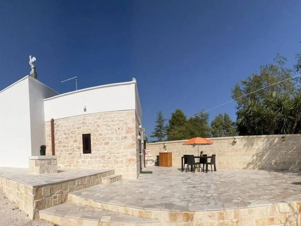 Villa a Ceglie messapica in Contrada Pisciacalze S.N.C. - Foto 3