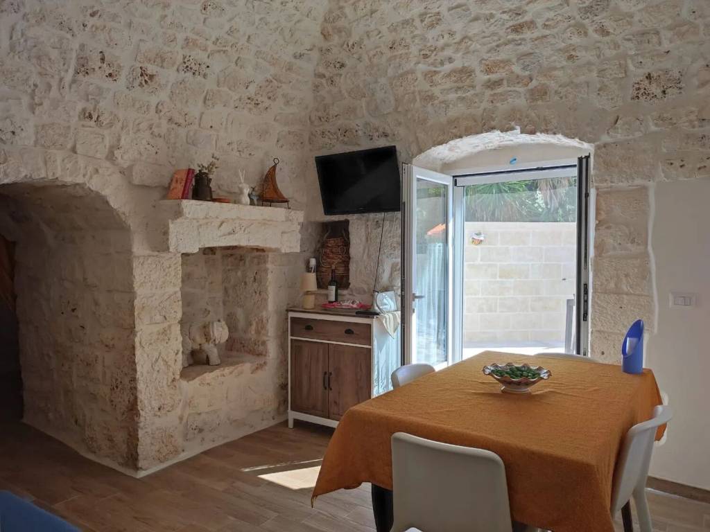 Villa a Ceglie messapica in Contrada Pisciacalze S.N.C. - Foto 4