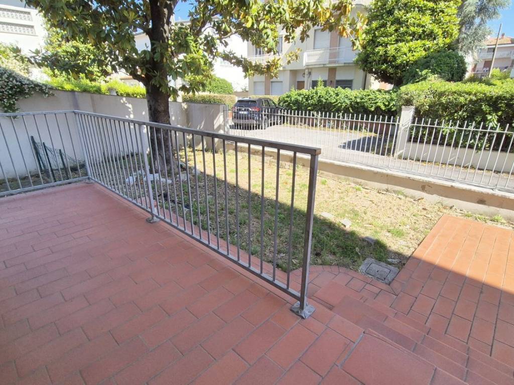Appartamento a Viareggio in Via Udine, 41 - Foto 2