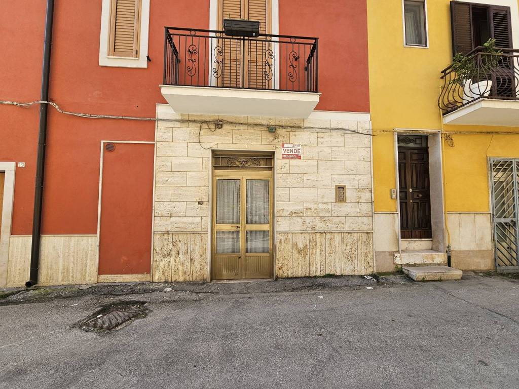 Casa indipendente a San severo in Via Umberto Pace, 17 - Foto 3