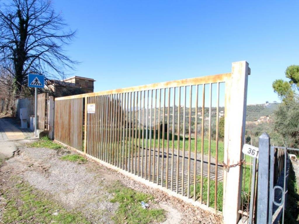 Terreno a Fara in sabina in Via Farense, 363 - Foto 2