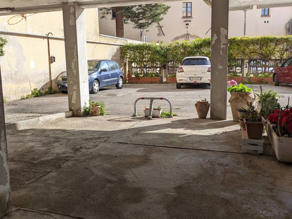 Box / garage a Oristano in VIA SANT'ANTONIO , 23 - Foto 2