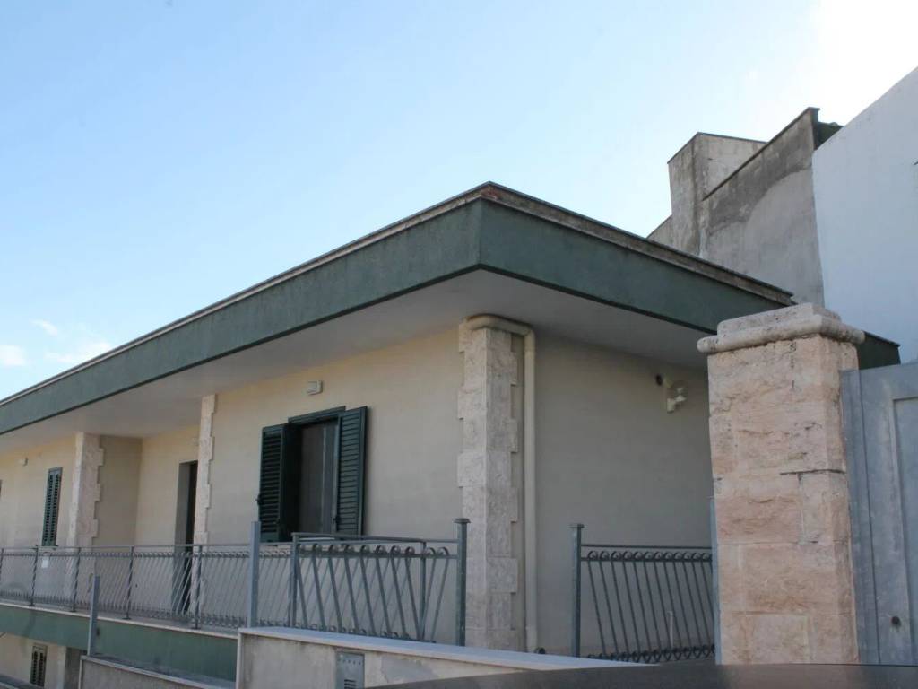 Villa a Ceglie messapica in Via Sant'Anna S.N.C. - Foto 3