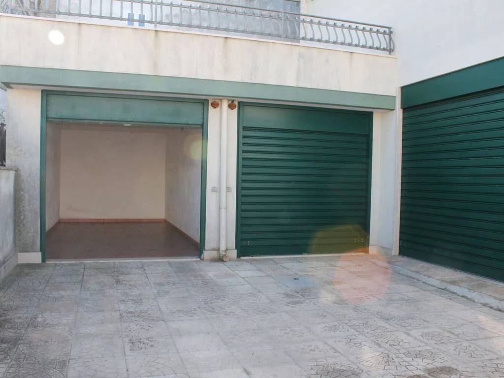 Villa a Ceglie messapica in Via Sant'Anna S.N.C. - Foto 4