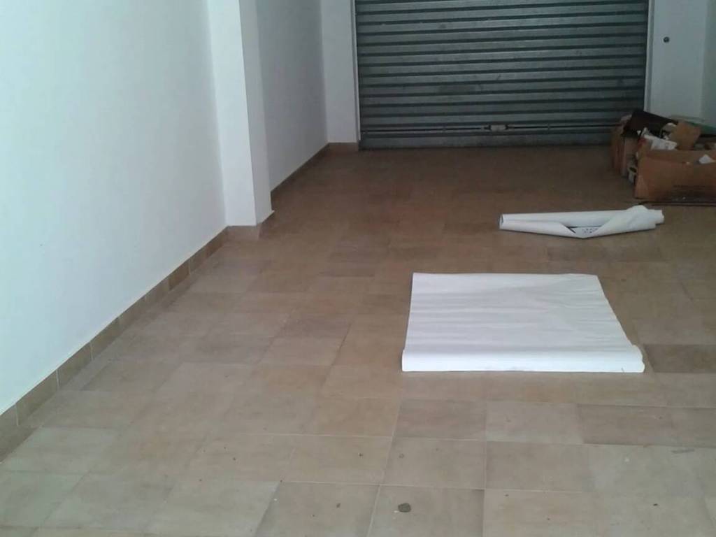 Appartamento a Ceglie messapica in Via Sacerdote P. Lisi S.N.C. - Foto 2