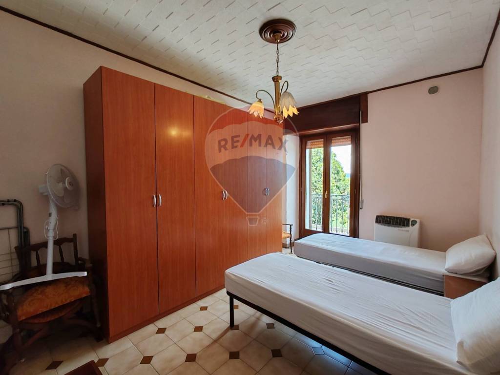 Casa indipendente a Campolattaro in Via Molise - Foto 4