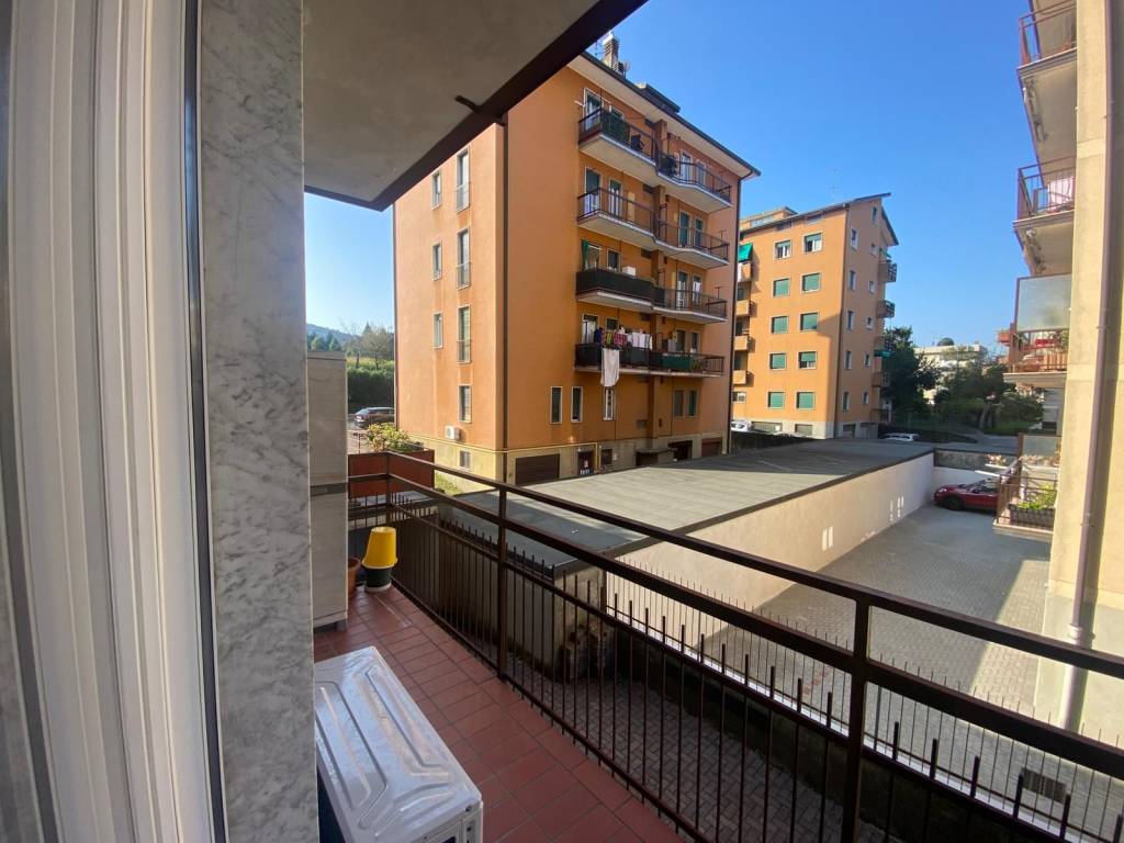 Appartamento a Como in Via Oltrecolle - Foto 5