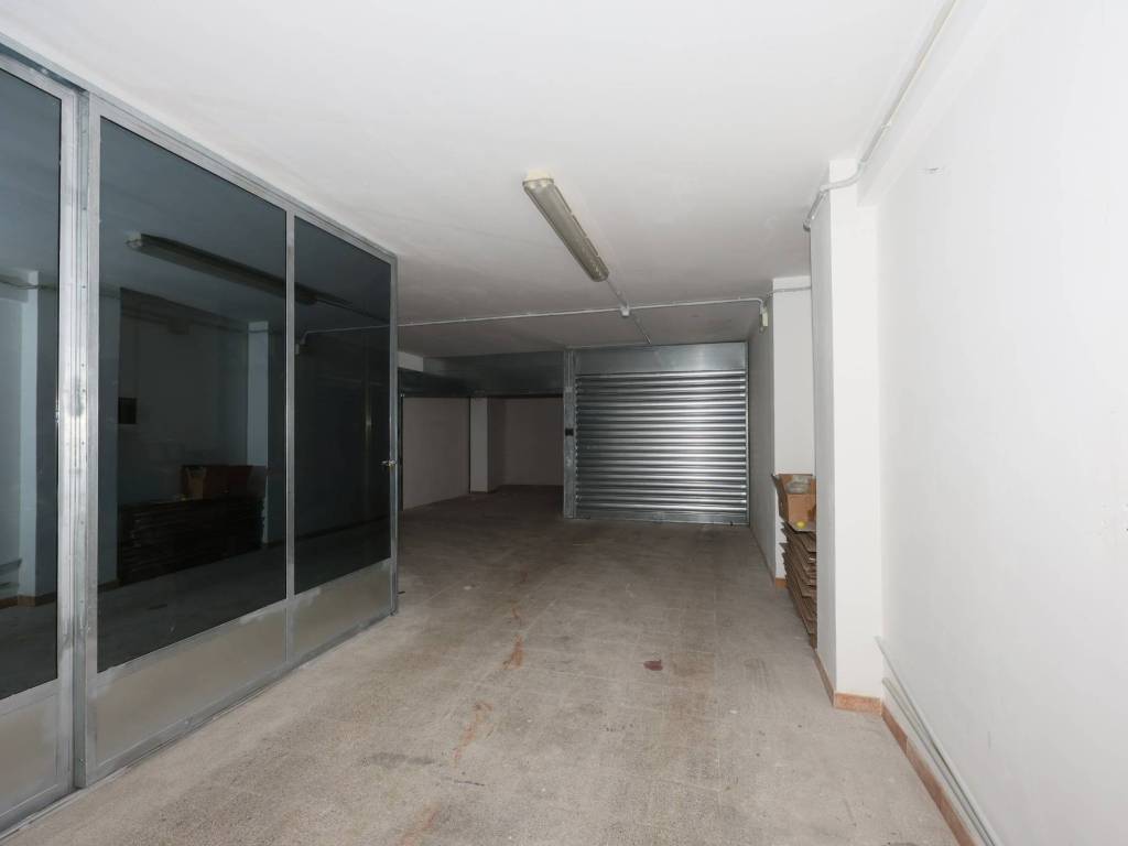 Box / garage a Cava de' tirreni in Via 25 Luglio - Foto 2