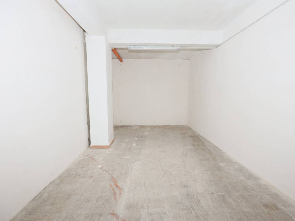 Box / garage a Cava de' tirreni in Via 25 Luglio - Foto 3