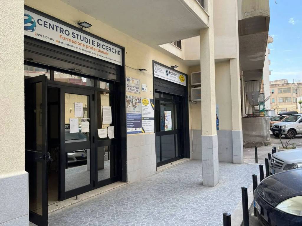 Immobile a Palermo in Via Volontari Italiani Del Sangue, 36 - Foto 2