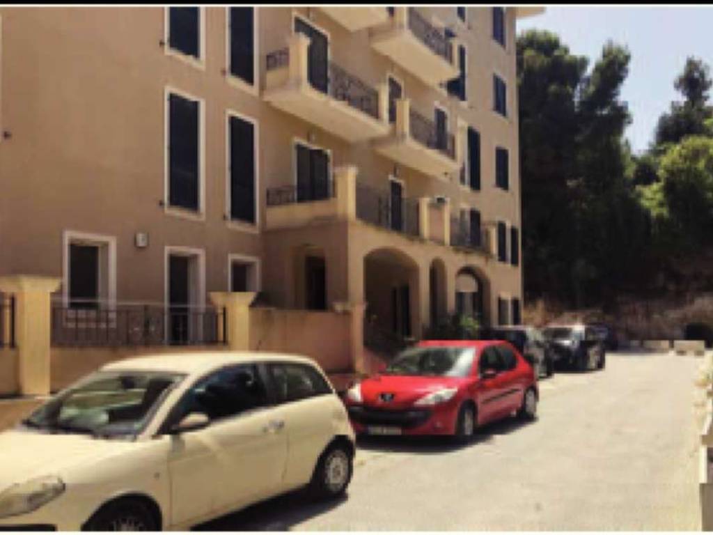 Immobile a Cagliari in Viale Merello 76/B - Foto 2